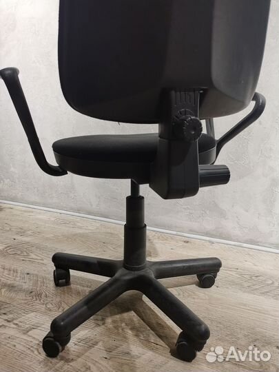 Компьютерное кресло