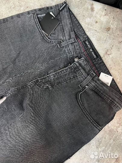Джинсы Emporio Armani