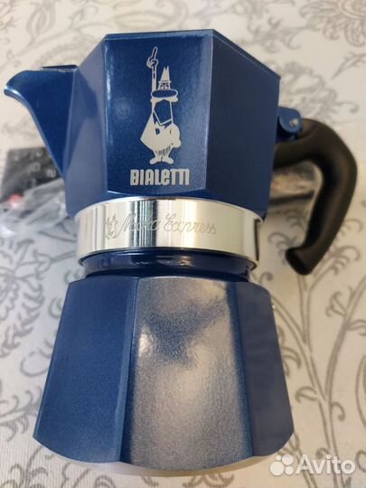 Гейзерная кофеварка Bialetti 3 чашки