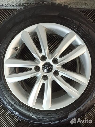 Колеса зима 5x114.3 Toyo 225/60 R17