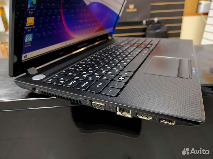 В идеале ноутбук Acer i5-2.7ghz,8gb,ssd