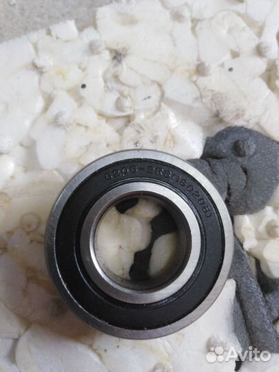 Продам подшипники