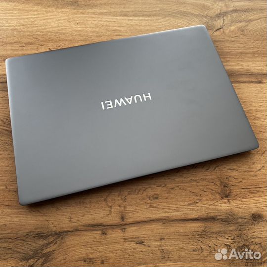 Ноутбук huawei