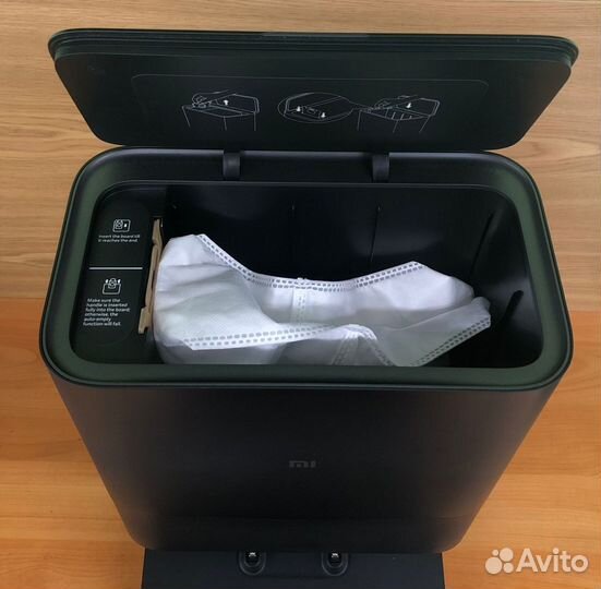 Станция самоочистки Xiaomi BHR5196EU черный