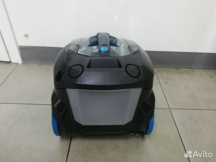 Пылесос моющий Thomas DryBox Amfibia