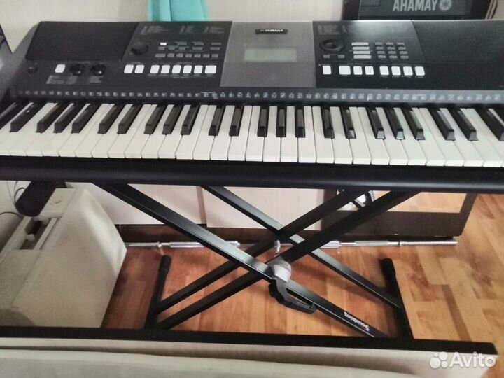 Yamaha psr e423