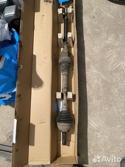 Вал привода правый Peugeot 3008, 308, Citroen C4