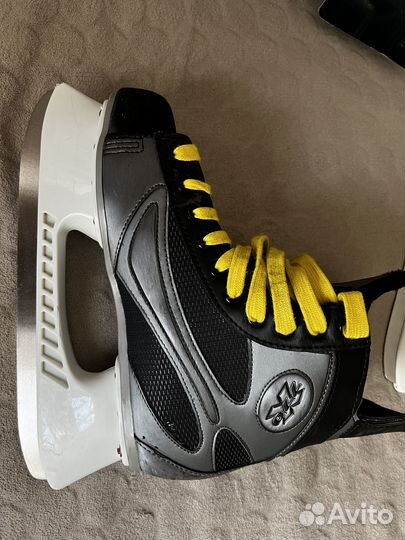 Коньки хоккейные 43 размер