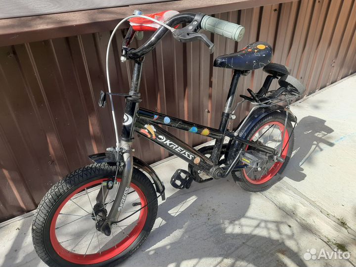 Детский велосипед четырехколесный