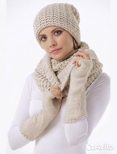Комплект шапка и шарф женский