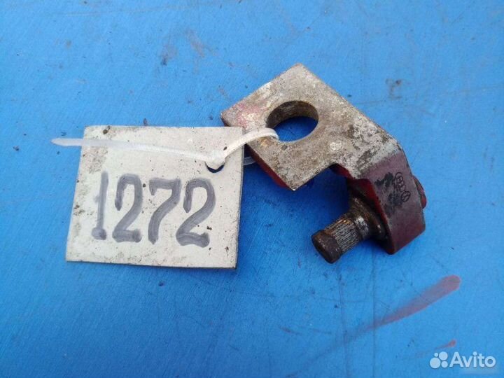 Петля двери Volkswagen Passat B3