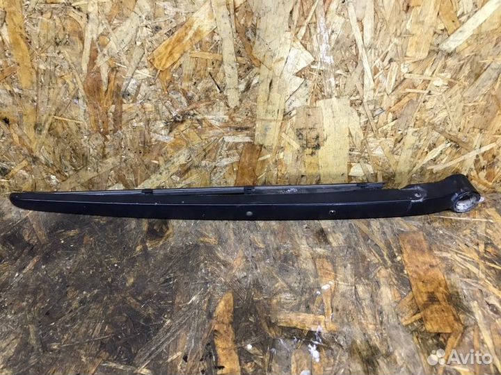 Поводок стеклоочистителя задний Land Rover Range