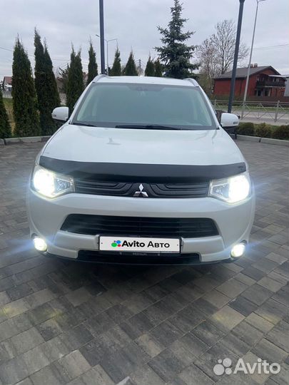 Mitsubishi Outlander 2.4 CVT, 2014, 188 097 км