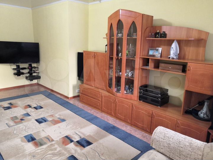 4-к. квартира, 89 м², 1/5 эт.