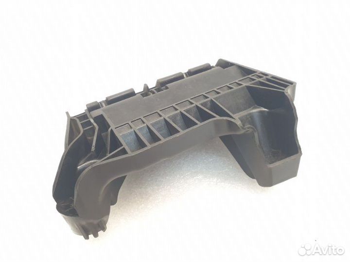 Крепление аккумулятора Ford Mondeo 4 1.6 TI kgba