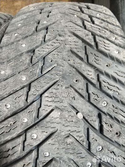 Nokian Tyres Hakkapeliitta 8 215/60 R16