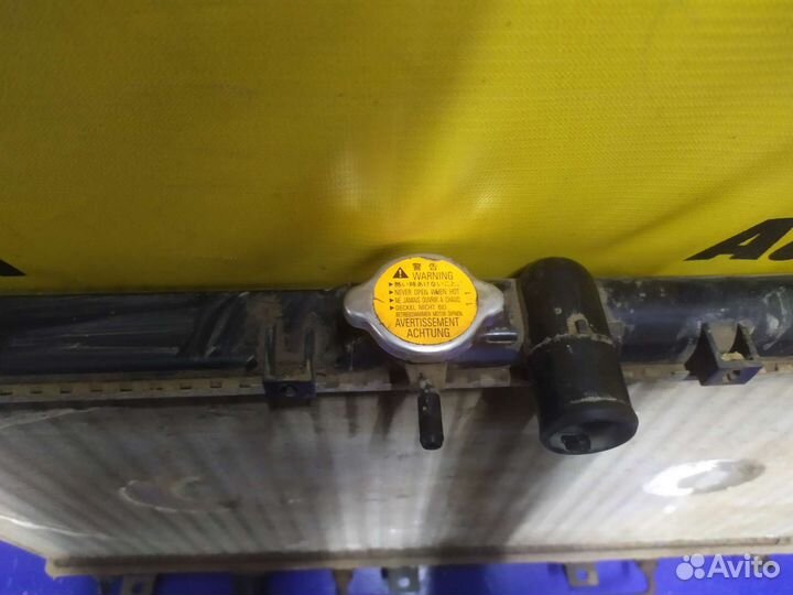 Радиатор охлаждения mitsubishi lancer 9 1.6