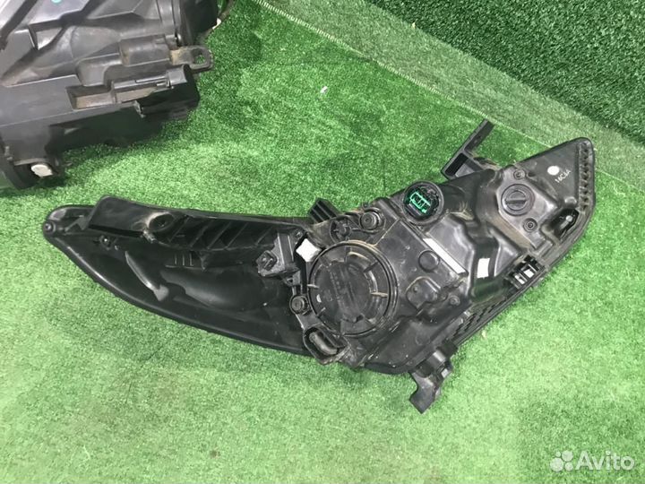 Фара левая Hyundai Solaris