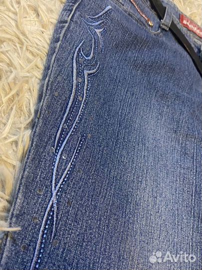 Джинсы клеш женские