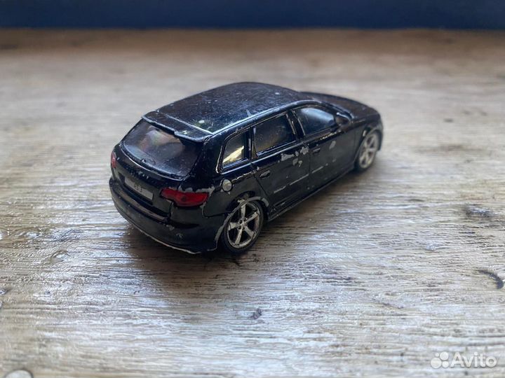 Модель Audi Rs3 Rmz Uni 1/43