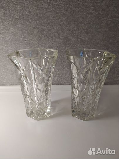 Маленькие вазочки