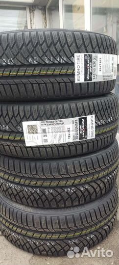 Kumho WinterCraft WP72 245/45 R20 103V