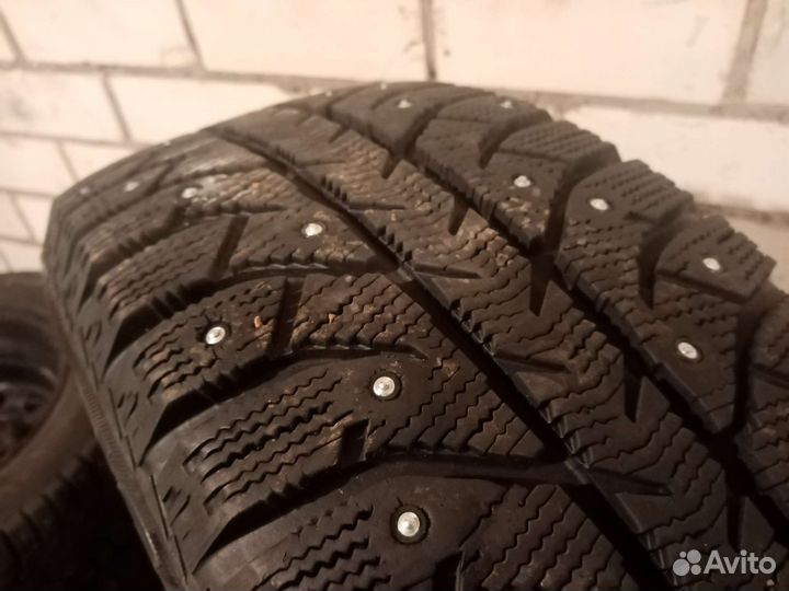 Bridgestone Ice Cruiser 7000 205/55 R16