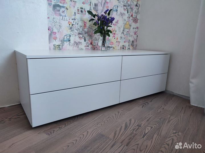 Комоды и тумбы
