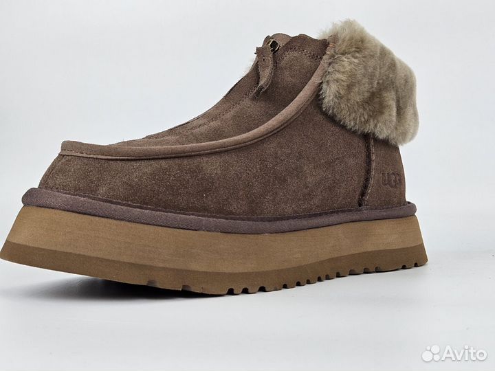 Ugg Funkette Platform Boots Cappuccino