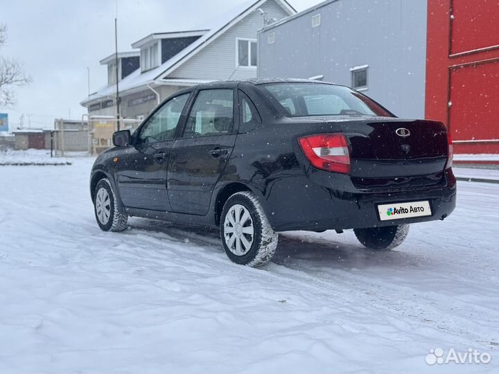 LADA Granta 1.6 МТ, 2012, 151 000 км