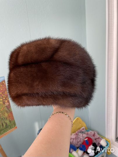 Берет женский норковый