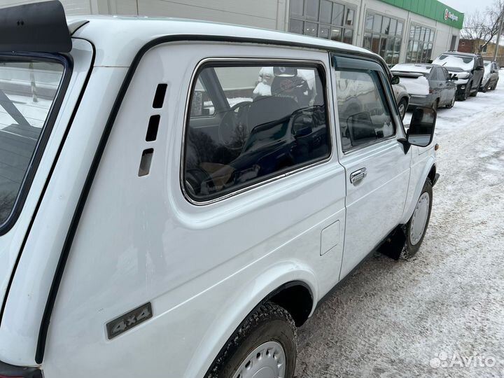 LADA 4x4 (Нива) 1.7 МТ, 1999, 175 000 км