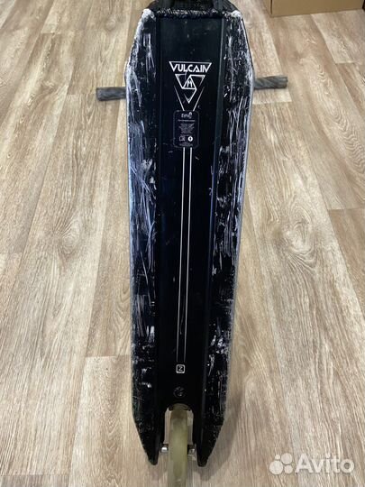 Дека ethic vulcan v2