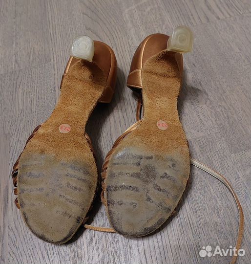 Туфли танцевальные