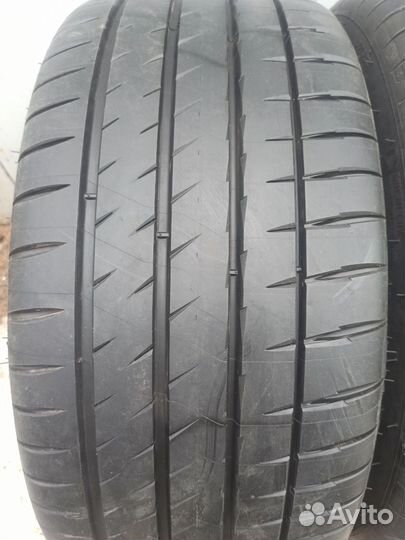Michelin Pilot Sport 4 S 265/35 R20 и 275/35 R20 102Y