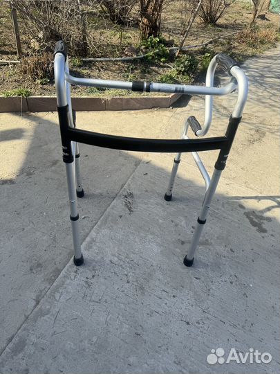 Ходунки для взрослых