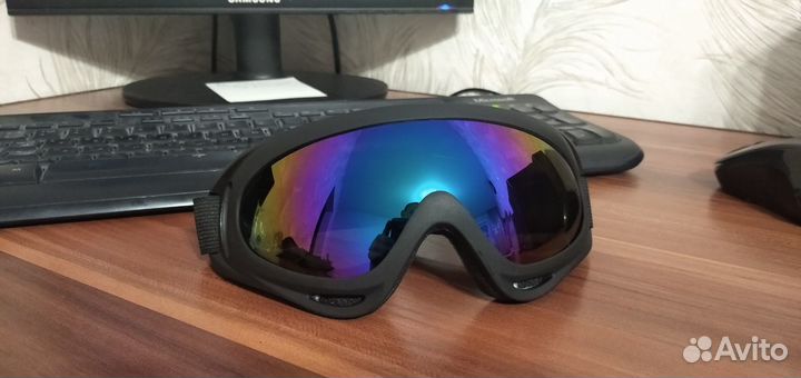 Горнолыжные очки