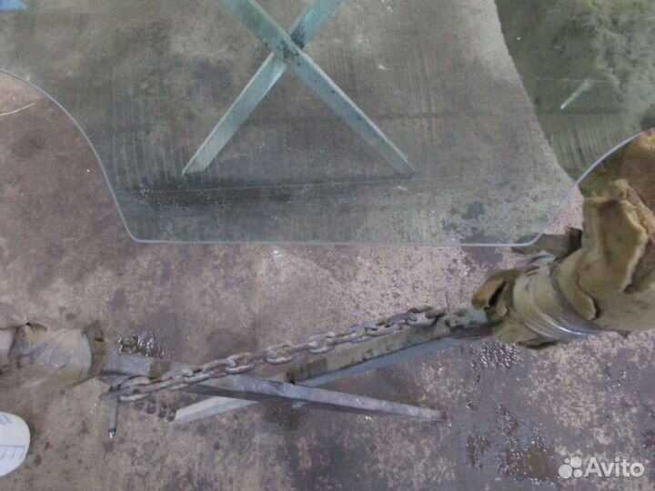 Стекло двери передней правой Chevrolet Aveo (T300)