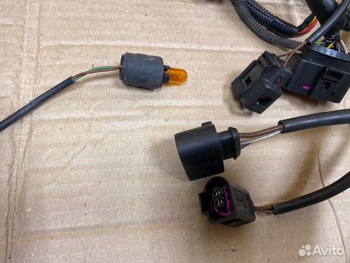 Проводка фары Audi A4 8E AUK 2006