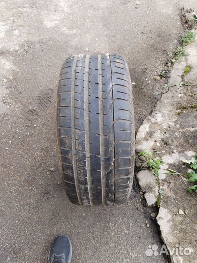 Pirelli P Zero 255/45 R18