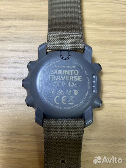Часы Suunto Traverse alpha