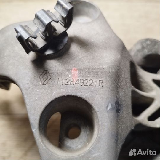 Опора двигателя Renault Duster 1.5 K9K