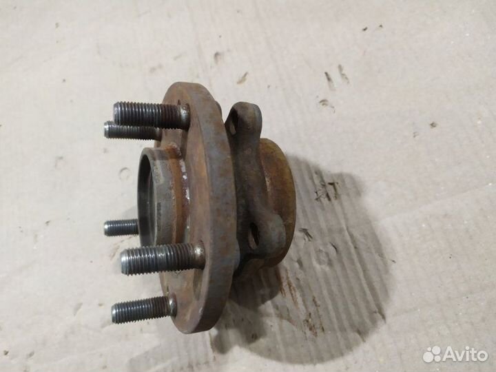 Ступица передняя Kia Ceed JD G4FA 2013