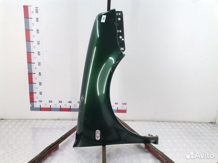 Крыло переднее правое для Volkswagen Golf 4