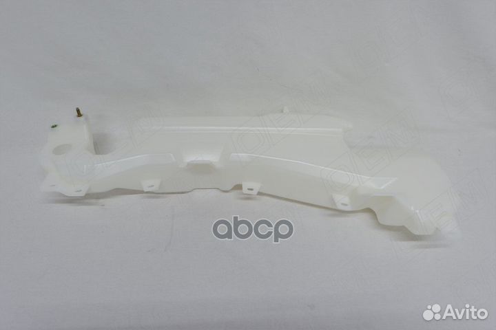 Бачок стеклоомывателя Mitsubishi Pajero 4