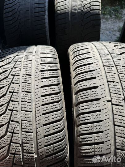 Hankook Winter I'Cept Evo2 W320 225/40 R19 и 255/30 R19 96M