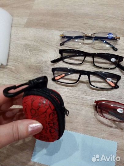 Очки для чтения на +2.5,3.0,3.5