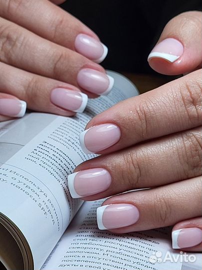 Маникюр педикюр