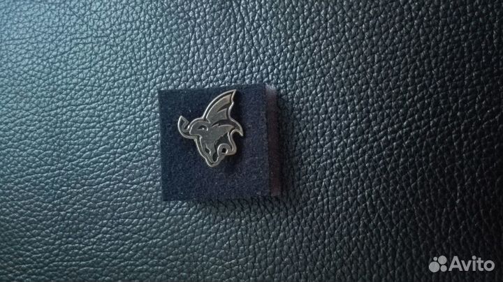 Серебряный значок