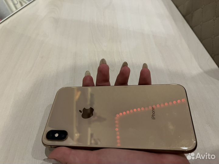 iPhone Xs Max, 64 ГБ